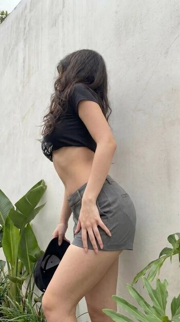 Full leaked Alasmin naaz private onlyfans photo