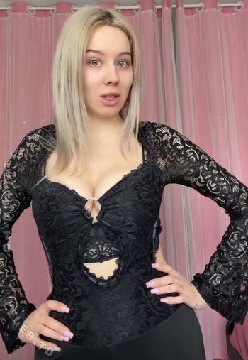 Full leaked Dagigiiofficial page private onlyfans photo