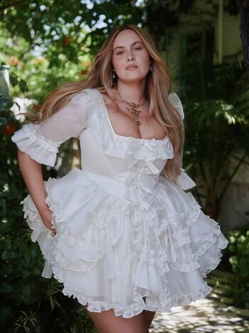 Full leaked Erinmhk private onlyfans photo