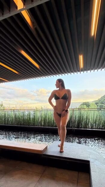 Full leaked Gabbybbj private onlyfans photo