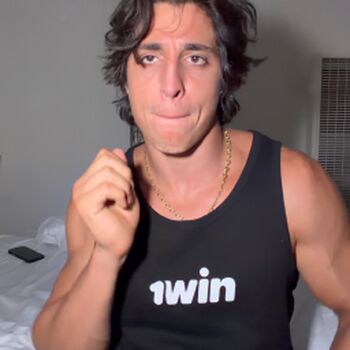 Full leaked Gattouz private onlyfans photo