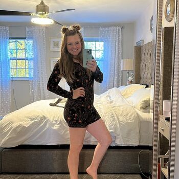 Full leaked Heather savagemomlife private onlyfans photo