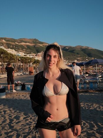 Full leaked Heyitssarah private onlyfans photo
