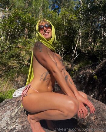 Full leaked Hi itsberry private onlyfans photo