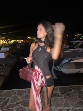 Full leaked Holly lim private onlyfans photo