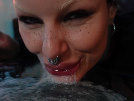 Full leaked Honeybabesugarpiie private onlyfans photo