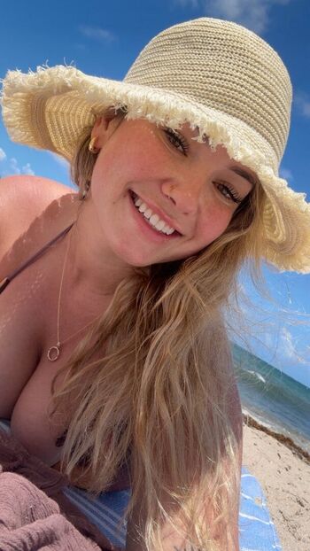 Full leaked Hotlikethesunnn private onlyfans photo
