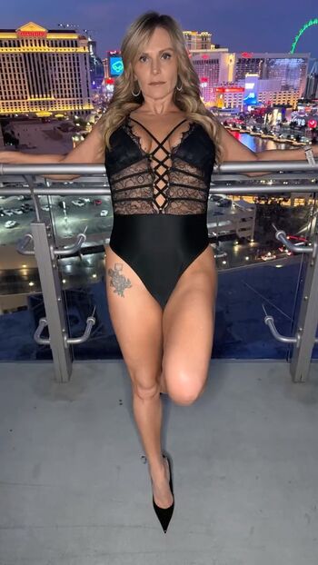 itsnikkibitch_xo