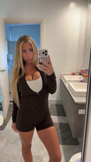 Jacklyn Roper