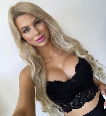 Full leaked Jenny doll private onlyfans photo