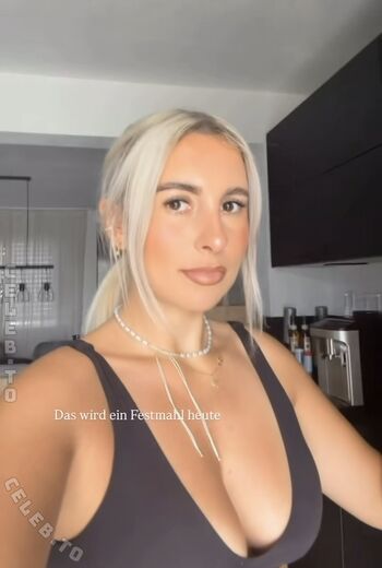 Full leaked Kristinkbi private onlyfans photo