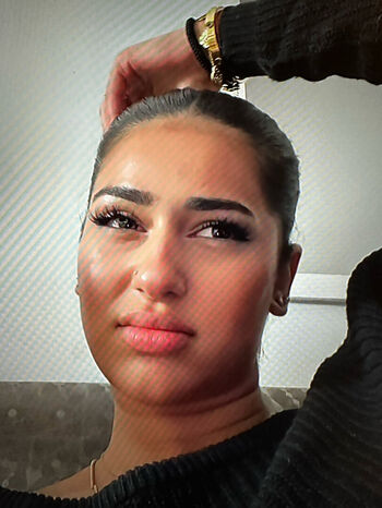 Full leaked Laibaalimian private onlyfans photo