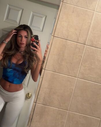 Full leaked Laitalianprincess private onlyfans photo