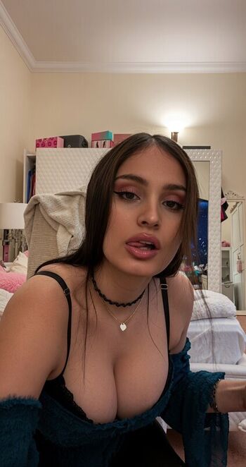 Full leaked Lanarose private onlyfans photo