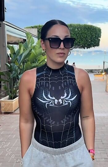 Lara Marie Conrads