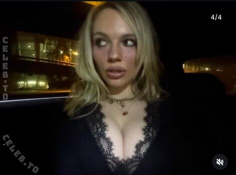 Full leaked Leni bahr page private onlyfans photo