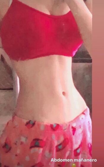Full leaked Lialincar private onlyfans photo