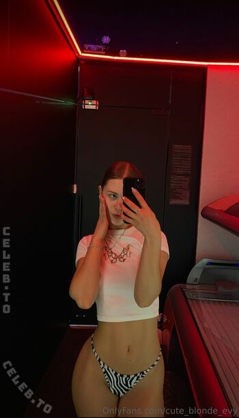 Full leaked Little evy private onlyfans photo