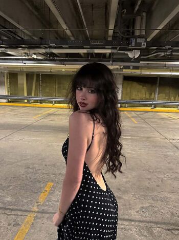 Full leaked Liv littlelivbug  page private onlyfans photo