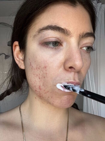 Full leaked Lorde private onlyfans photo