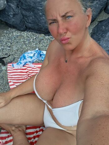 Full leaked Loredana nisturuc page private onlyfans photo