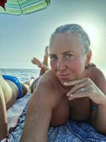 Full leaked Loredana nisturuc page private onlyfans photo