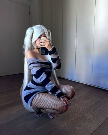Full leaked Lucrelisa private onlyfans photo