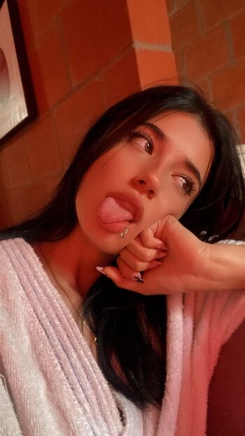 Full leaked Luisa valencia private onlyfans photo