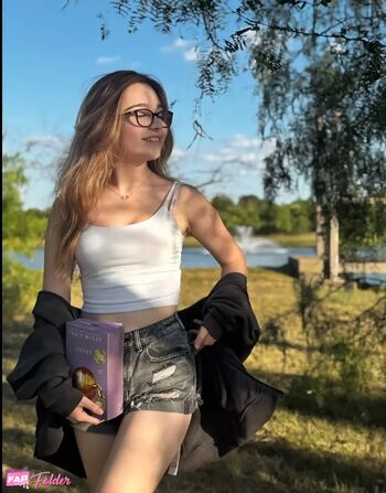 Full leaked Lys saurora private onlyfans photo
