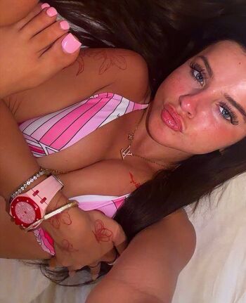 Full leaked Mia jordan private onlyfans photo