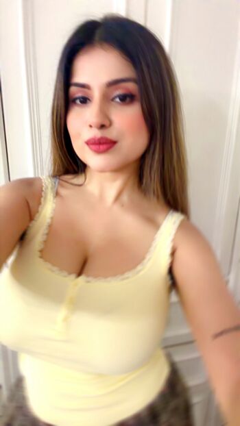 Full leaked Nidhi chaudhary private onlyfans photo