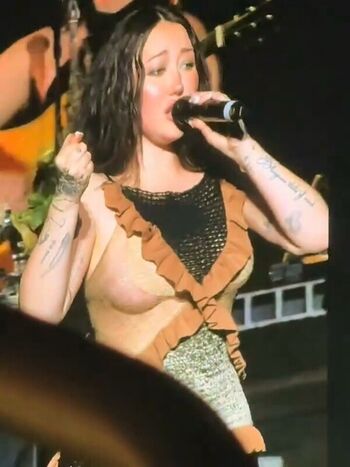 Full leaked Noah cyrus private onlyfans photo