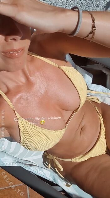 Full leaked Realangi page private onlyfans photo