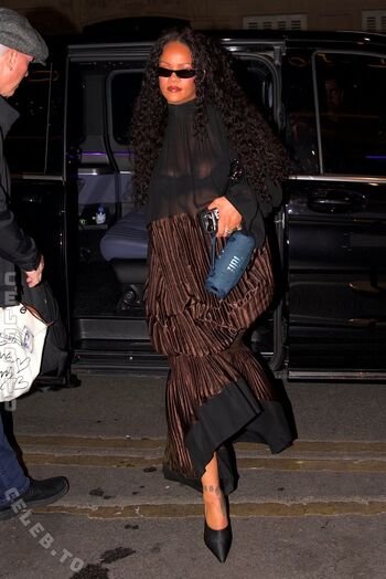 Full leaked Rihanna private onlyfans photo