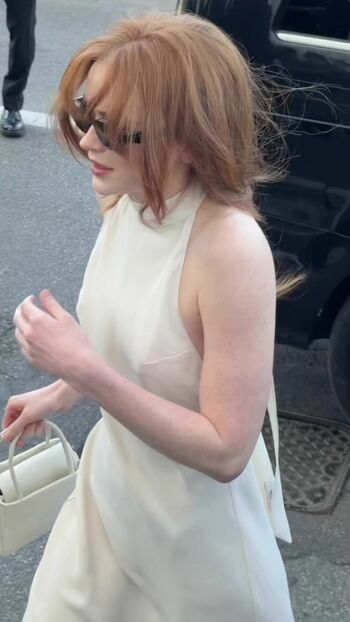 Full leaked Sadie sink private onlyfans photo