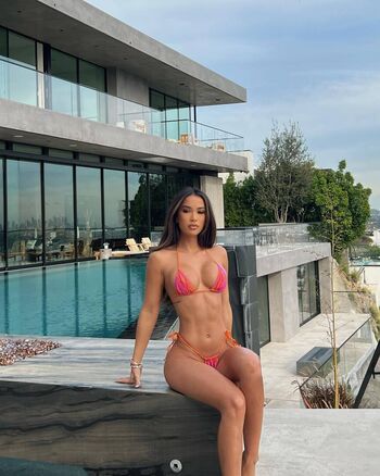 Samantha Rayner