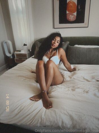 Full leaked Whosbonnieandclyde private onlyfans photo