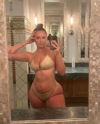 Full leaked Yesjulz private onlyfans photo