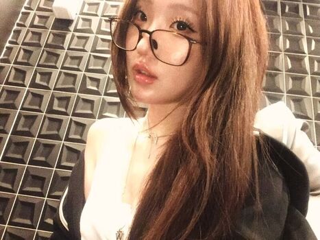 Full leaked Yurasweb private onlyfans photo
